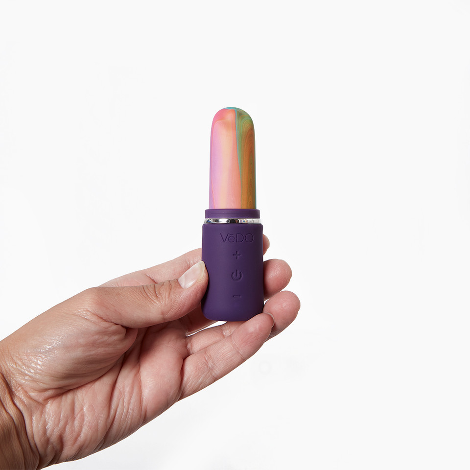 VeDo Retro Lipstick Bullet Vibrator held in hand